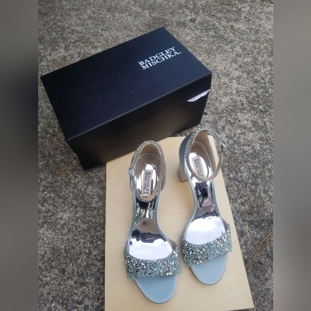 Color MIST BLUE FINESSE ANKLE STRAP EVENING SHOE - Picture 7 of 8
